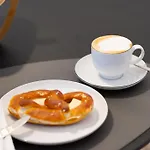 New Schoene Im Zentrum Von Апартаменты Деггендорф
