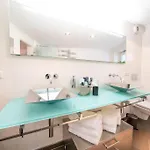 New Schoene Im Zentrum Von Апартаменты *