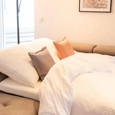 Apartman New Schoene Im Zentrum Von *