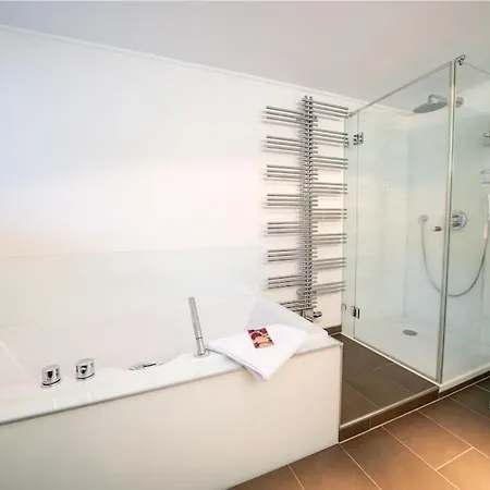 New Schoene Im Zentrum Von Deggendorf
